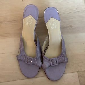 A2 Light purple leather pin heel buckle heels